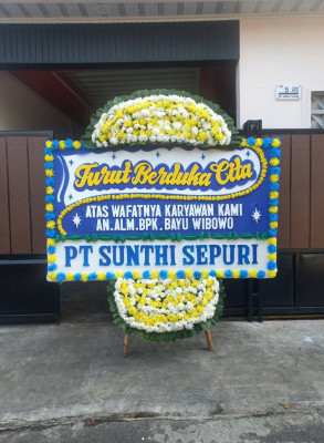 Papan Bunga Duka di Sungai Tabukan
